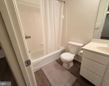 21784 Oakville Terrace - Photo Thumbnail 21