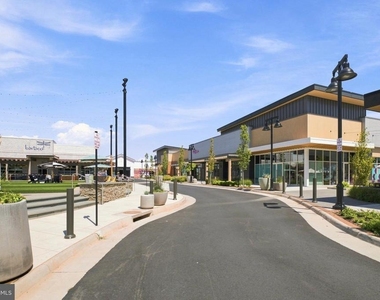 20151 Northpark Drive - Photo Thumbnail 23