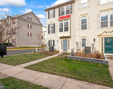 4317 Stevens Battle Lane - Photo Thumbnail 1