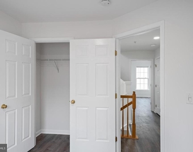 4317 Stevens Battle Lane - Photo Thumbnail 35
