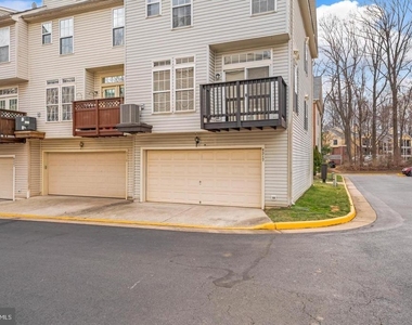 4317 Stevens Battle Lane - Photo Thumbnail 5
