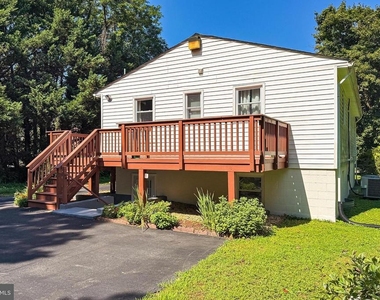 2843 Annandale Road - Photo Thumbnail 3