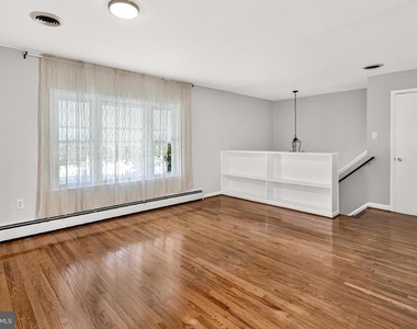 2843 Annandale Road - Photo Thumbnail 7