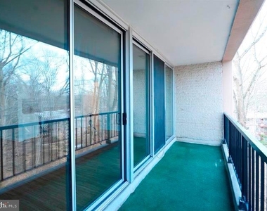 4345 Ivymount Court - Photo Thumbnail 4