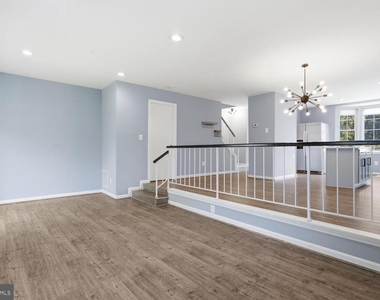 6267 Alforth Avenue - Photo Thumbnail 5