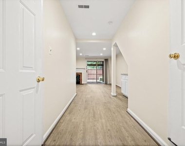 4267 Fox Lake Drive - Photo Thumbnail 22