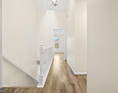 4267 Fox Lake Drive - Photo Thumbnail 12