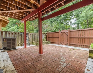 4267 Fox Lake Drive - Photo Thumbnail 17