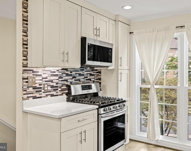 4267 Fox Lake Drive - Photo Thumbnail 33
