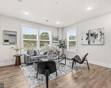 238 Van Buren Street - Photo Thumbnail 3