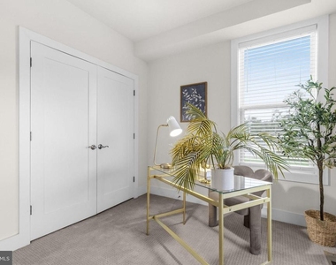238 Van Buren Street - Photo Thumbnail 16
