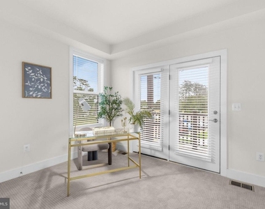 238 Van Buren Street - Photo Thumbnail 15