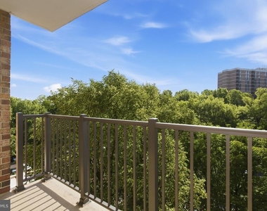 2300 Pimmit Drive - Photo Thumbnail 11