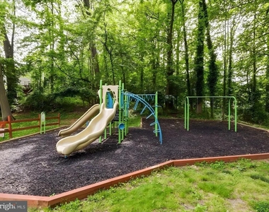 2300 Pimmit Drive - Photo Thumbnail 24