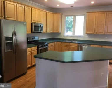 5271 Ballycastle Circle E - Photo Thumbnail 10