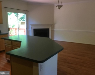 5271 Ballycastle Circle E - Photo Thumbnail 13