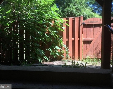 5271 Ballycastle Circle E - Photo Thumbnail 14