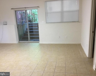 5271 Ballycastle Circle E - Photo Thumbnail 27