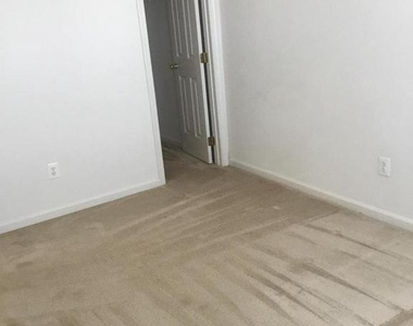 5271 Ballycastle Circle E - Photo Thumbnail 17
