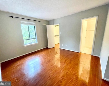 11623 Stoneview Square - Photo Thumbnail 14