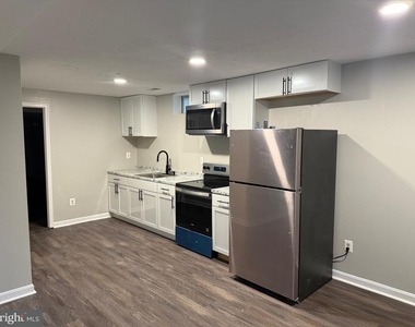 8502 Chase Glen Circle - Photo Thumbnail 5