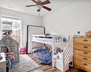 8202 Catbird Circle - Photo Thumbnail 13