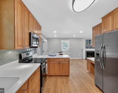 6710 Sydenstricker Road - Photo Thumbnail 5