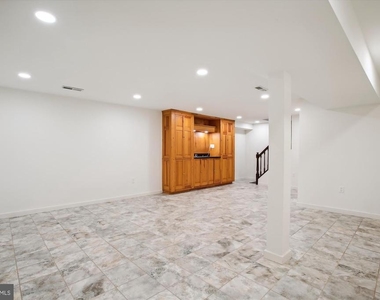 11571 Shadbush Court - Photo Thumbnail 15