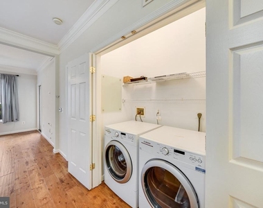 1550 Spring Gate Drive - Photo Thumbnail 10