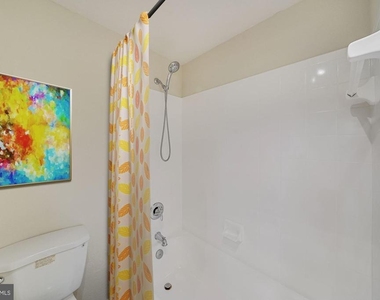 1550 Spring Gate Drive - Photo Thumbnail 9