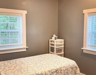 220 Retreat Lane - Photo Thumbnail 17