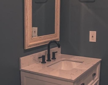 220 Retreat Lane - Photo Thumbnail 14