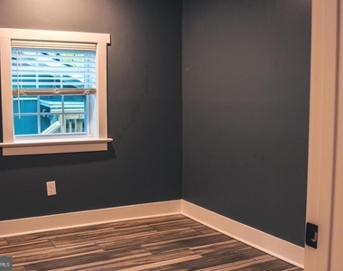 220 Retreat Lane - Photo Thumbnail 12