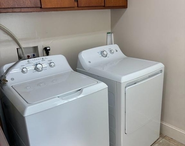 8304 E Main Street - Photo Thumbnail 10
