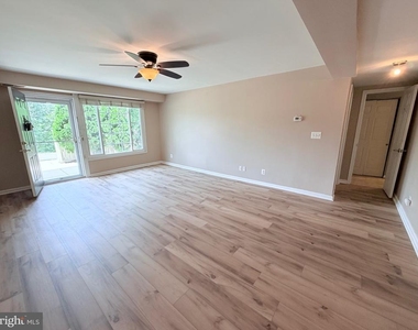 1425 N Van Dorn Street - Photo Thumbnail 14