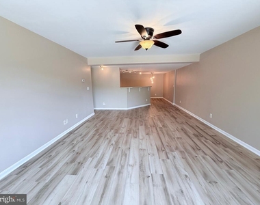 1425 N Van Dorn Street - Photo Thumbnail 13