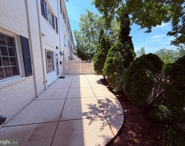 1425 N Van Dorn Street - Photo Thumbnail 29