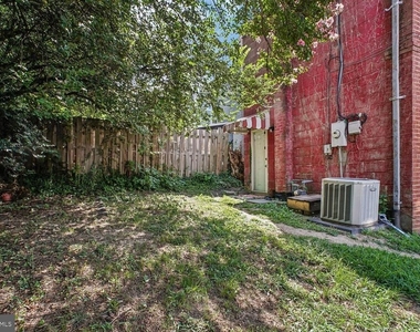 1227 Queen Street - Photo Thumbnail 11