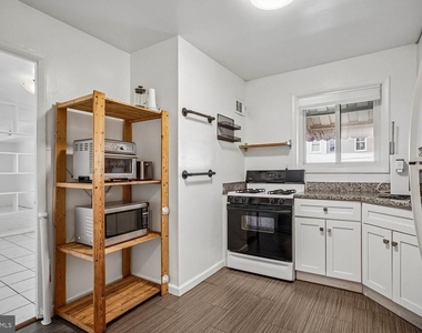 1227 Queen Street - Photo Thumbnail 20