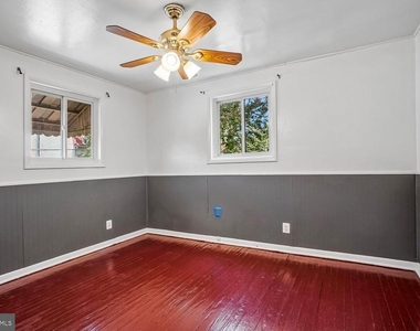 1227 Queen Street - Photo Thumbnail 30