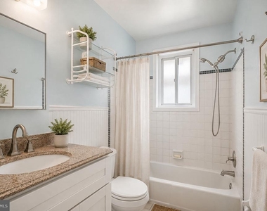 1227 Queen Street - Photo Thumbnail 4