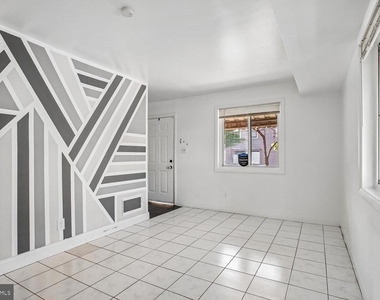 1227 Queen Street - Photo Thumbnail 14