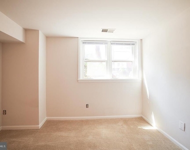 1413 Oronoco Street - Photo Thumbnail 23