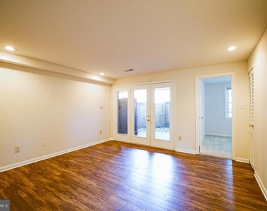 1413 Oronoco Street - Photo Thumbnail 12