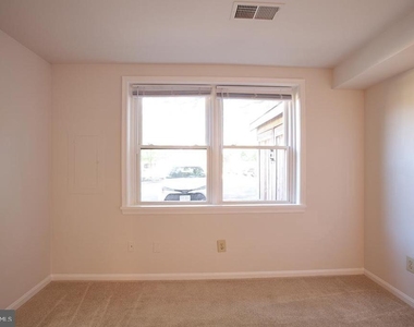 1413 Oronoco Street - Photo Thumbnail 16