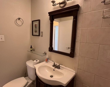 1121 Arlington Boulevard - Photo Thumbnail 19