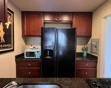 1121 Arlington Boulevard - Photo Thumbnail 11