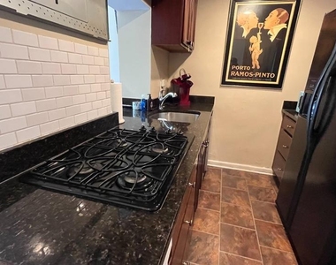 1121 Arlington Boulevard - Photo Thumbnail 14
