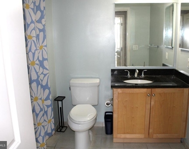 1020 Highland Street - Photo Thumbnail 10