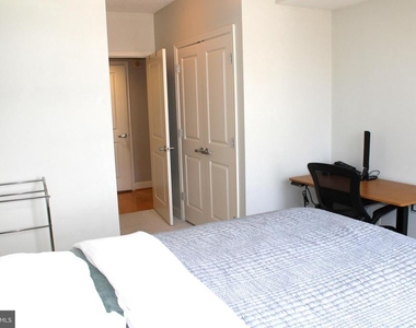 1020 Highland Street - Photo Thumbnail 6